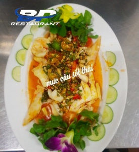 Mực câu sốt Thái